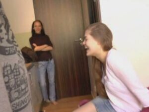 eben18 Porno Video: Wir FICKTEN vor SEINER FREUNDIN!